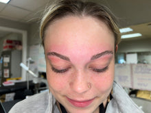 Load image into Gallery viewer, Eyebrow Wax & Express Facial